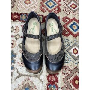 Naot Kirei Shoes 42 US 11 Mary Jane Strap Brown Bronze Leather Casual Flats EUC